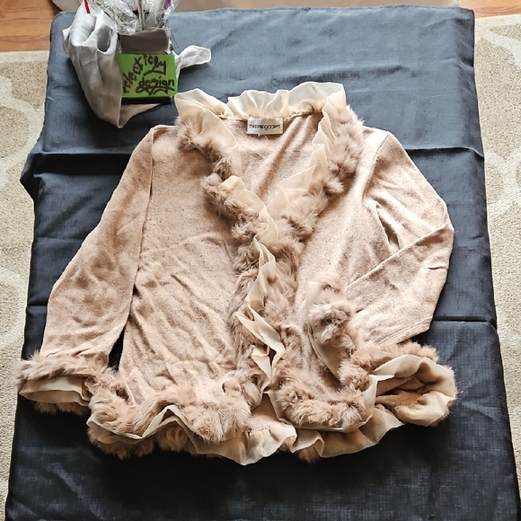 Bloomingdale's Sweaters - Bloomingdale's Cream Knit Top with Sheer Ruffle Collar